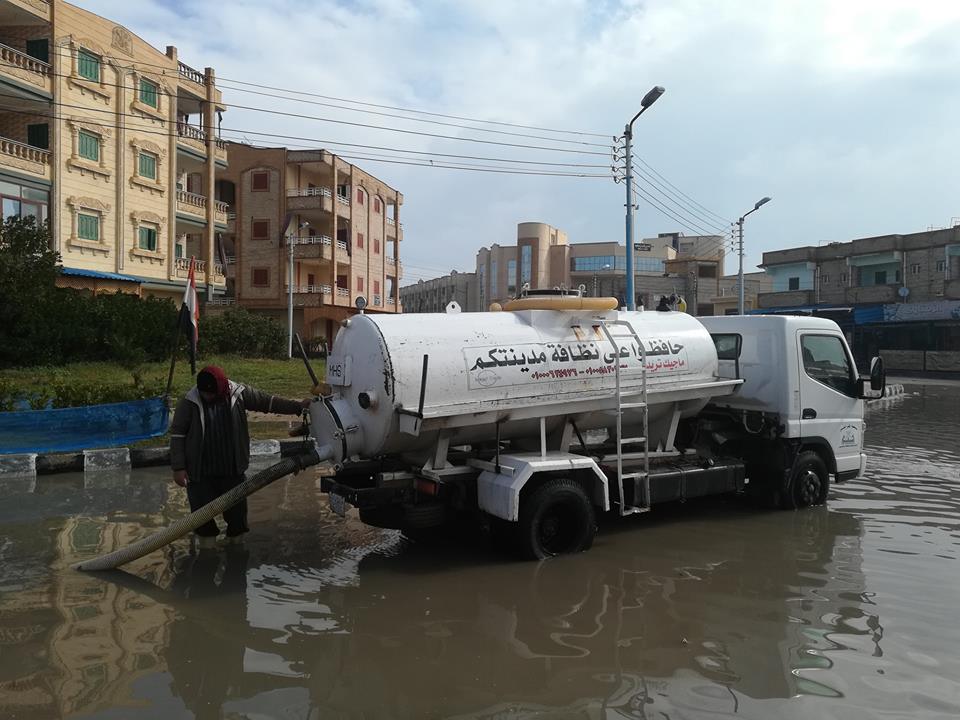 امطار بكفر الشيخ ما بين غزيرة ومتوسطة بكفر الشيخ ورفع المياه من الشوارع  (18)