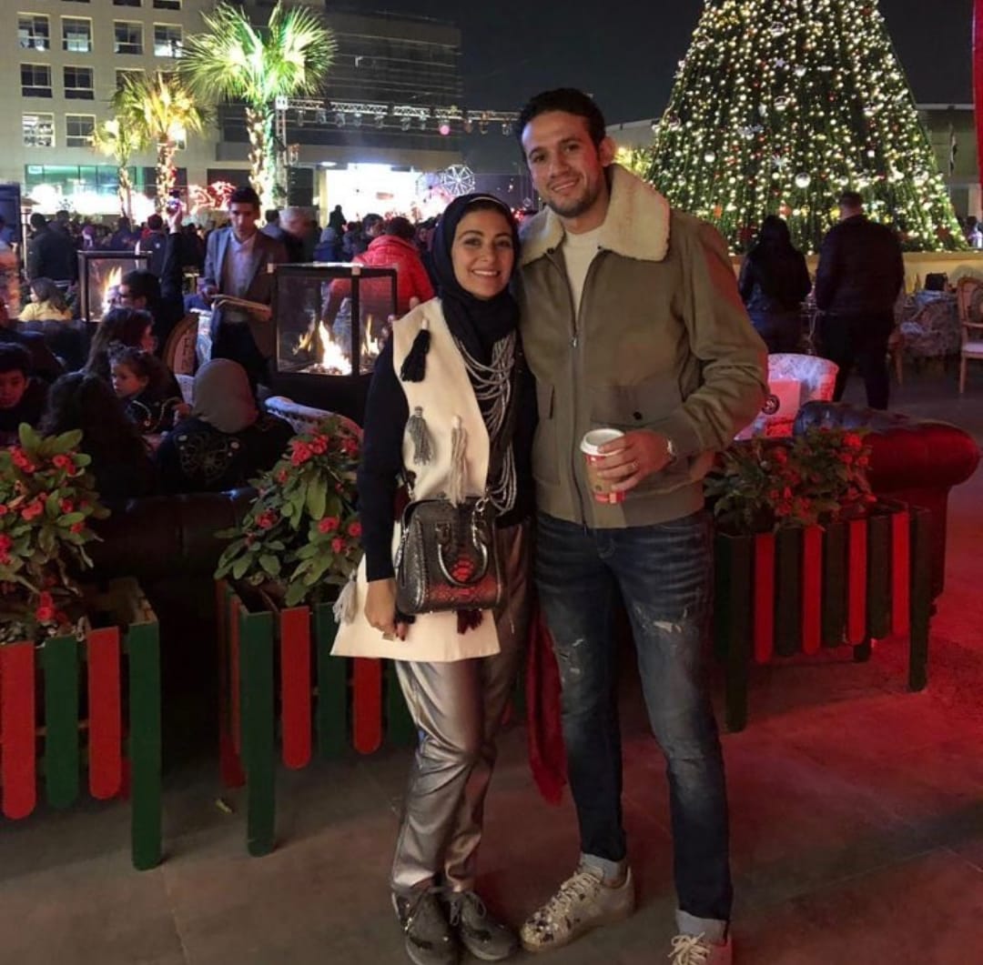 محمد فضل مع زوجته