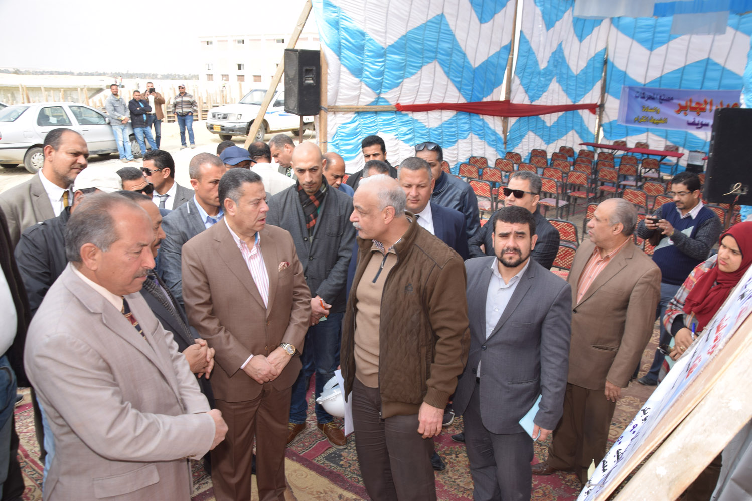 محافظ بنى سويف يتابع مشروع توسعات محطة معالجة صرف صحى أبو صير (1)