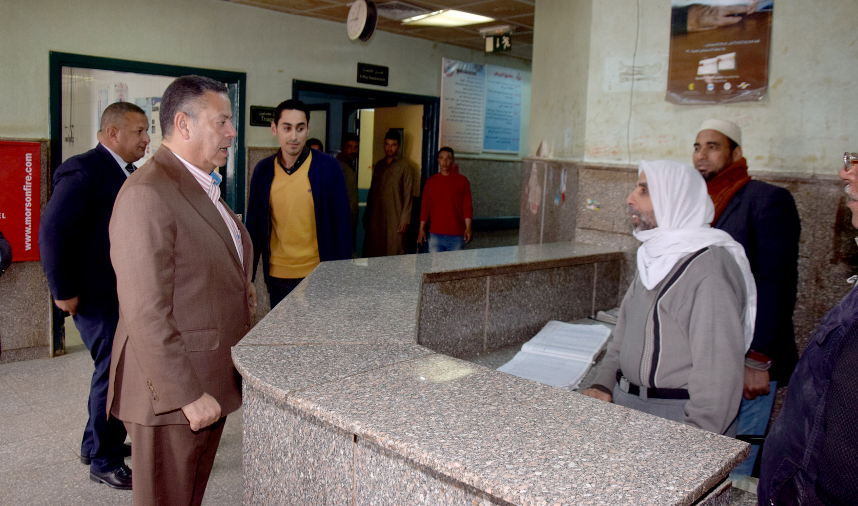 زيارة محافظ بنى سويف لمستشفى الواسطى (1)