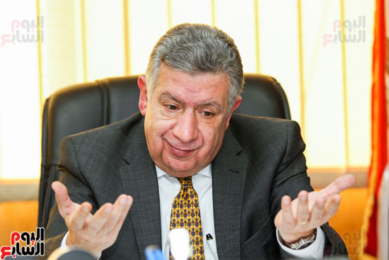 عمرو كمال رئيس مجلس إدارة البنك العقارى المصرى العربى (10)