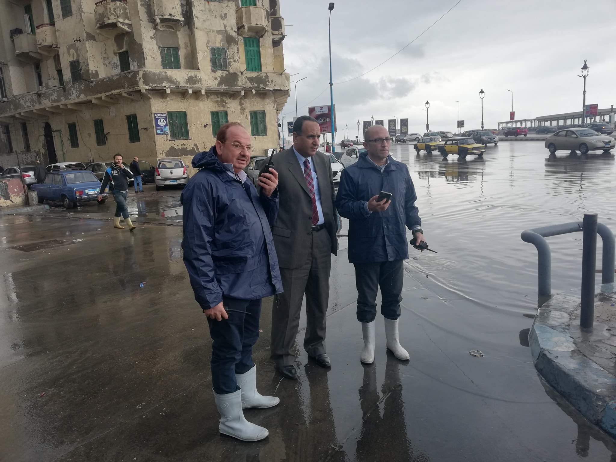 مياه الأمطار تغرق شوارع الإسكندرية (1)