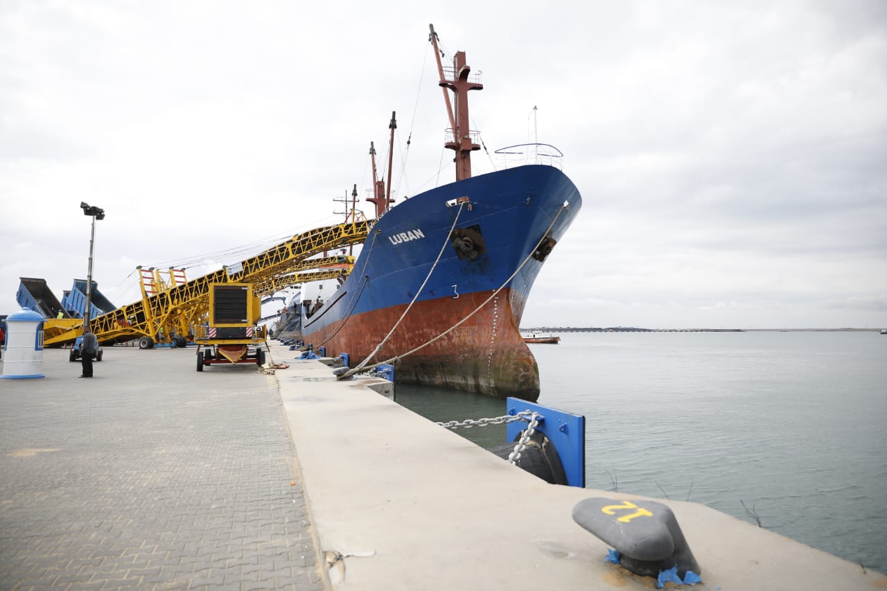 سفينة عالمية تصل ميناء شرق بورسعيد بعد تشغيل الأرصفة الجديدة