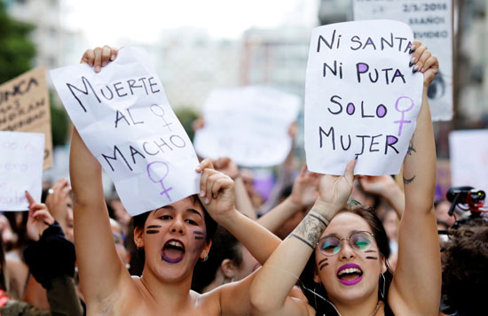 احتفالات سيدات امريكا اللاتينية باليوم العالمى للمرأة (2)