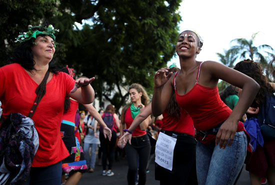 احتفالات سيدات امريكا اللاتينية باليوم العالمى للمرأة (8)