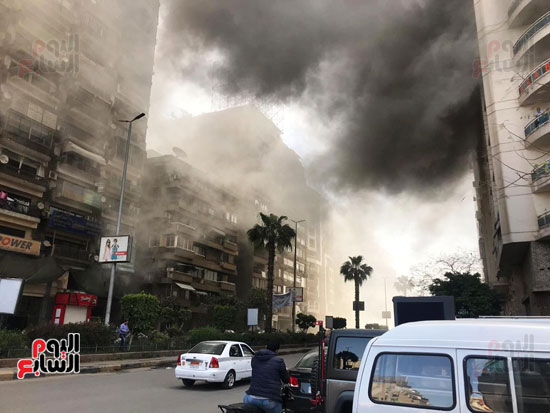 حريق بشارع جامعة الدول العربية (10)