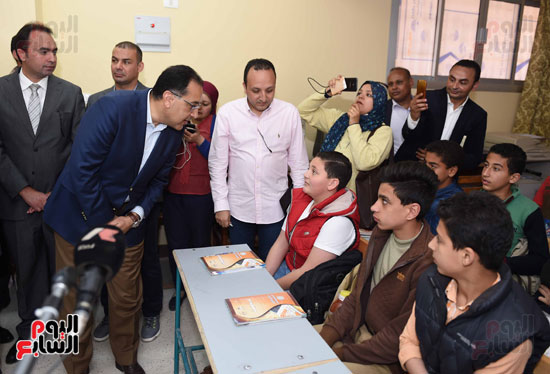 رئيس الوزراء يزور مدرسة على المغربى الإعدادية بنين برشيد (5)