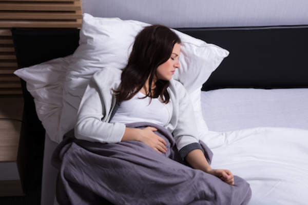 iS-How_to_Sleep_Better_With_Ulcerative_Colitis-iStock-949196316