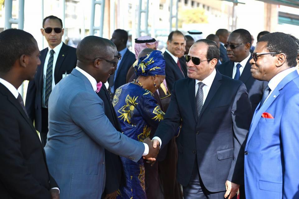 السيسى يصل العاصمة السنغالية داكار (1)