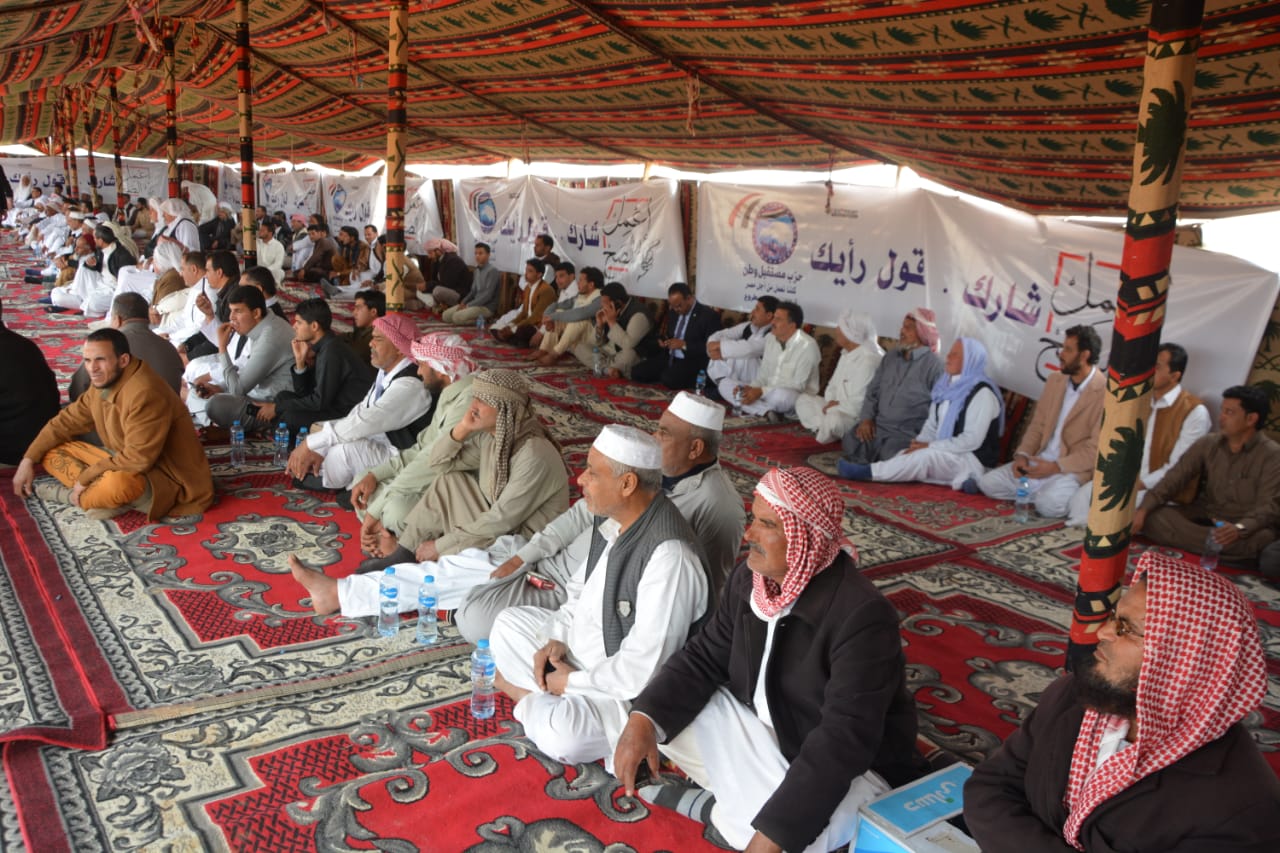 مؤتمر حاشد لقبائل وعائلات قرية القصر بمطروح لتأييد التعديلات الدستورية   (3)