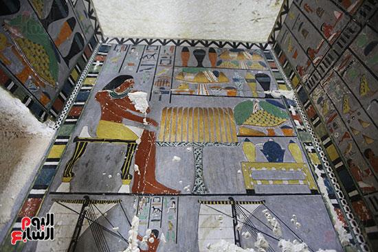  مقبرة خوى أحد النبلاء فى مصر  فى سقارة (11)