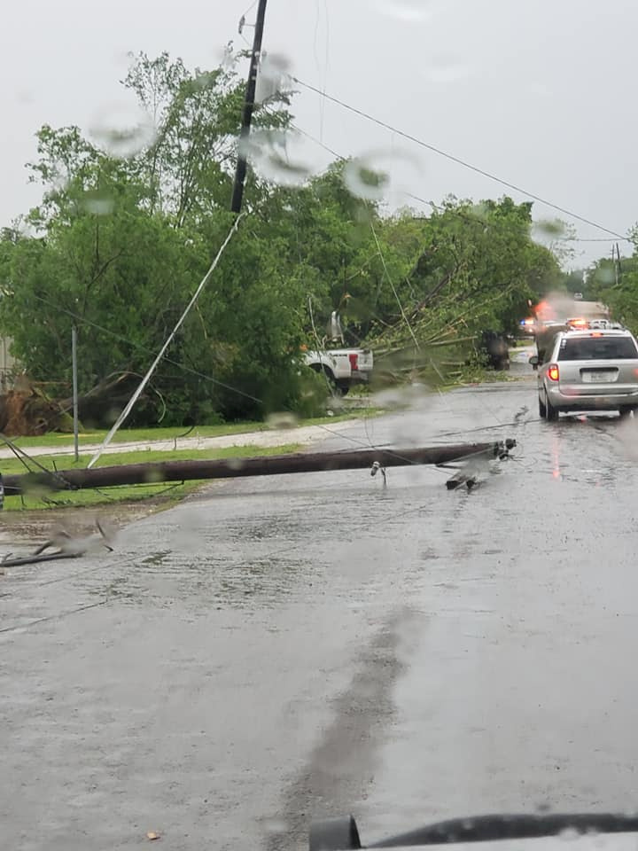 سيارات الحطام الذى خلفه إعصار فى فرانكلين بولاية تكساس بامريكا