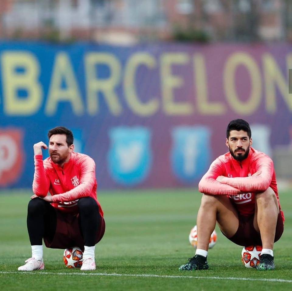 ميسي وسواريز في تحد جديد بقمة برشلونة ضد مان يونايتد