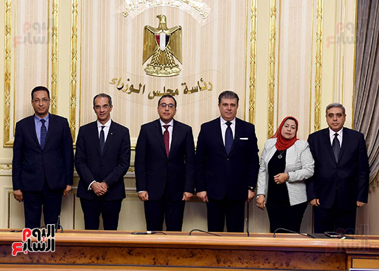 رئيس الوزراء يشهد توقيع 8 بروتوكولات تعاون لتطوير  مشروع بوابة المحتوى الثقافي الرقمي المصري (5)