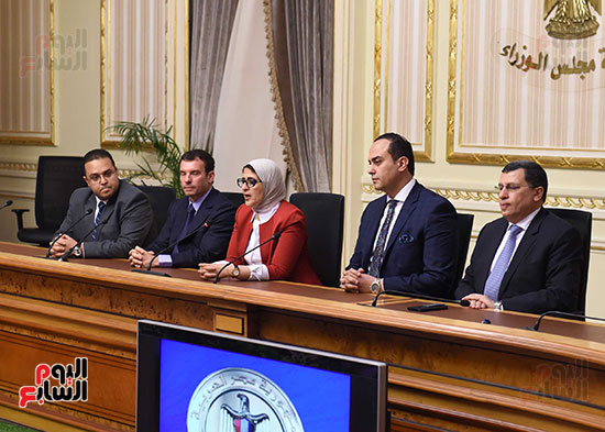 رئيس الوزراء يشهد توقيع 8 بروتوكولات تعاون لتطوير  مشروع بوابة المحتوى الثقافي الرقمي المصري (11)