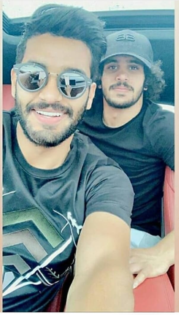 عبد الله جمعة مع شقيقه صالح جمعة