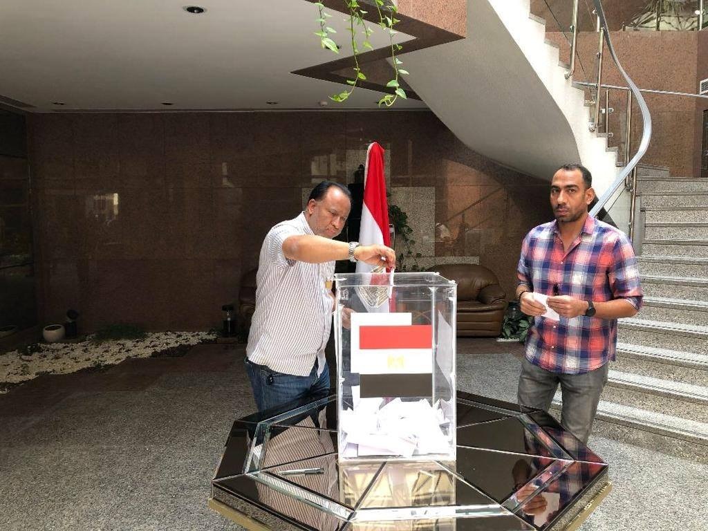 السفارات المصرية فى الخارج تفتح أبوابها أمام المصريين للتصويت