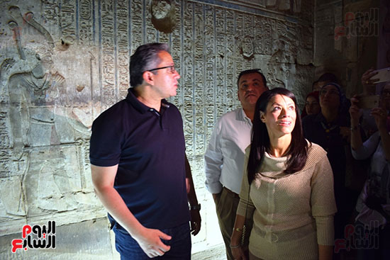 وزيرا-الآثار-والسياحة-ورجال-البرلمان-يشهدون-إفتاح-معبد-الإيبت-الفرعوني-(7)
