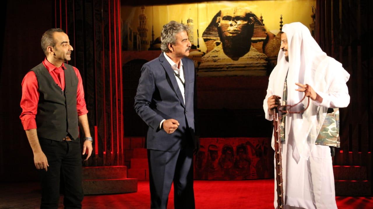 جمال عبد الناصر في افتتاح المسرحية