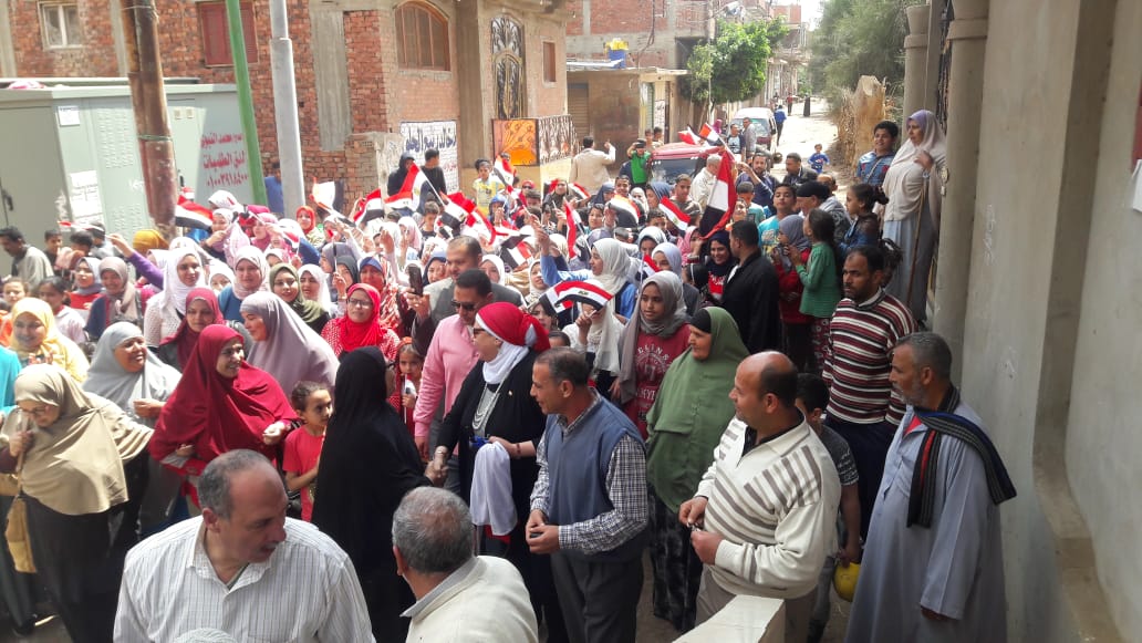 مسيرة لسيدات السنطة بالغربية بأعلام مصر  (4)