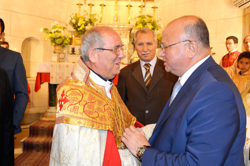 محافظ القاهرة يشارك الأرمن الكاثوليك والأرثوذكس قداس عيد القيامة (2)