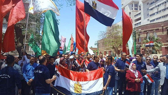 مسيرة لطلاب جامعة أسيوط (5)