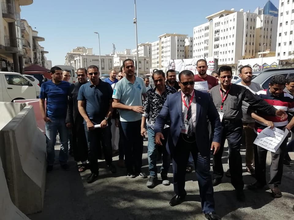 المصريين يشاركون بالاستفتاء على التعديلات الدستورية فى جدة المصريين يشاركون بالاستفتاء على التعديلات الدستورية فى جدة