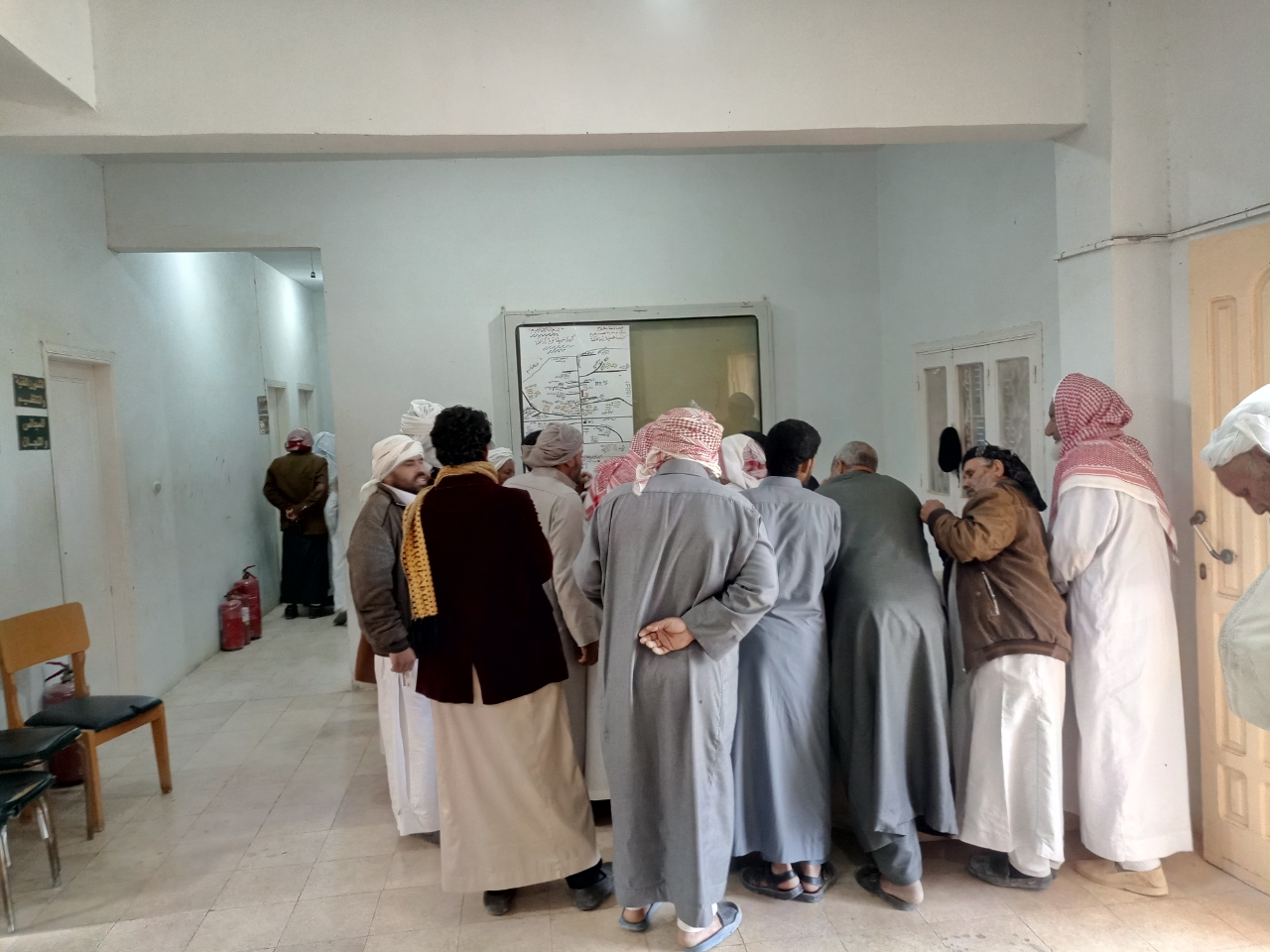 إقبال كبير من الناخبين على لجان القرى بمحافظة مطروح (2)