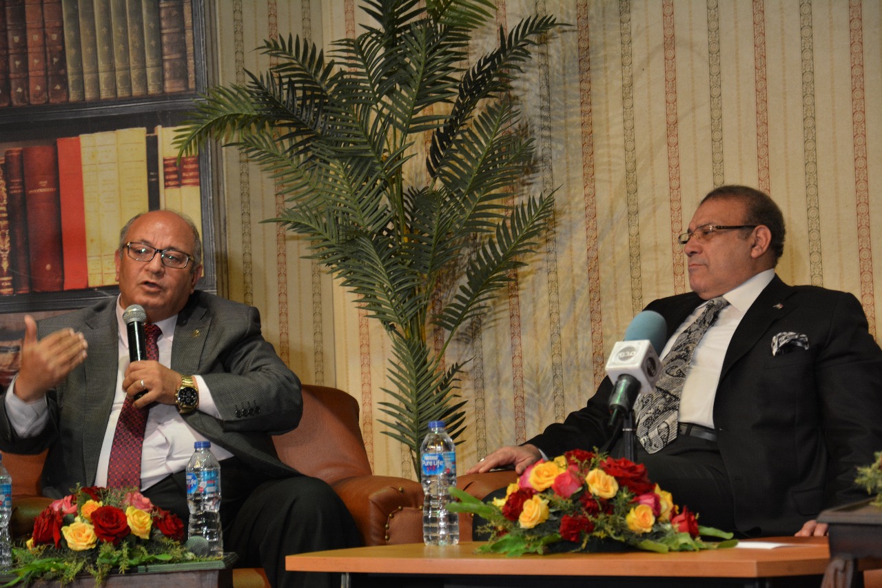  الدكتور حسن راتب رئيس مجلس أمناء جامعة سيناء (11)