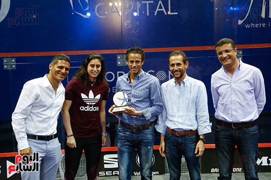 عمرو منسي ونور الشربيني يشهدان توزيع الجوائز ببطولة الجونة للرواد للأسكواش (6)