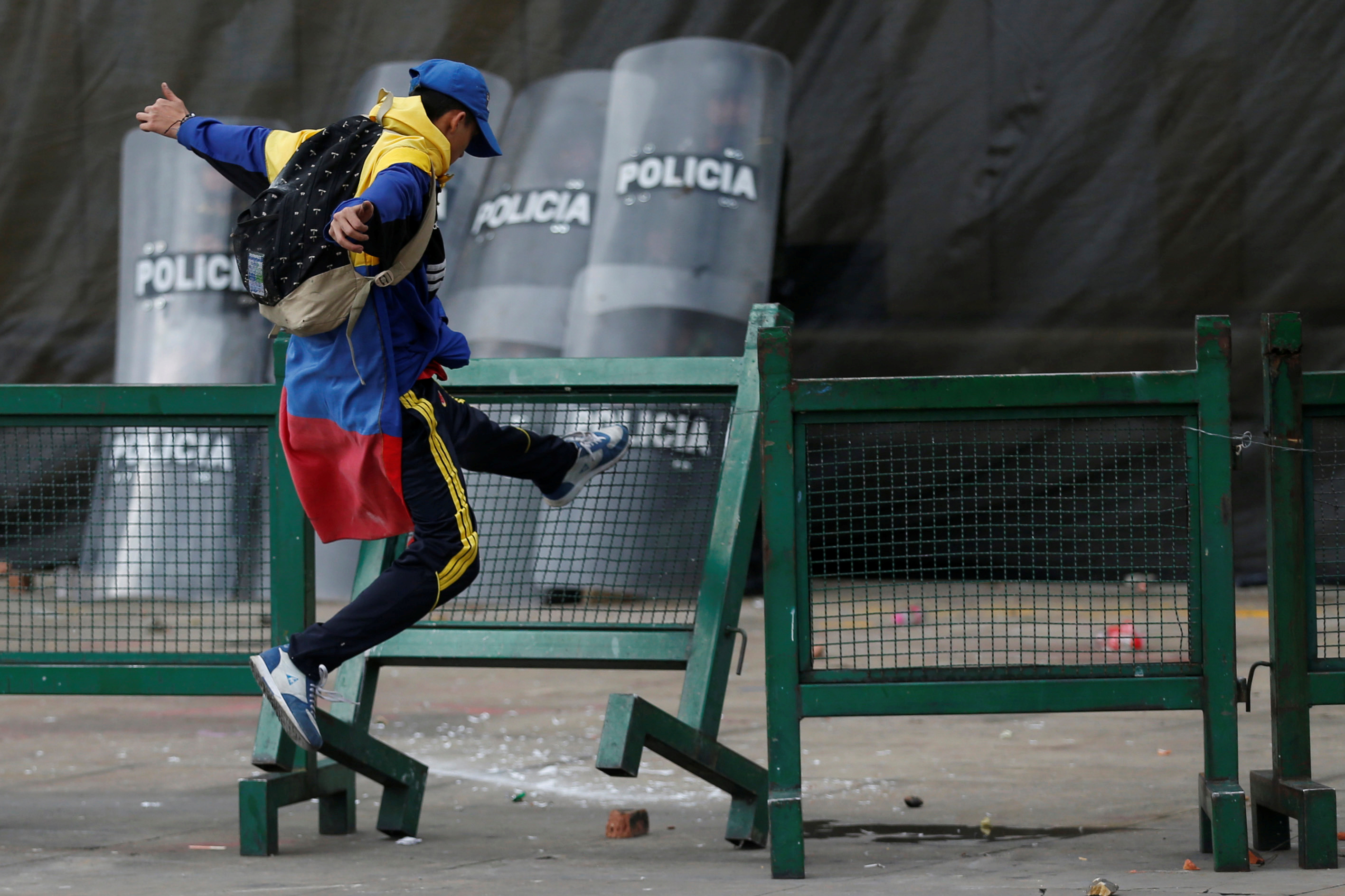 جانب من الاحتجاجات والعنف فى كولومبيا (4)
