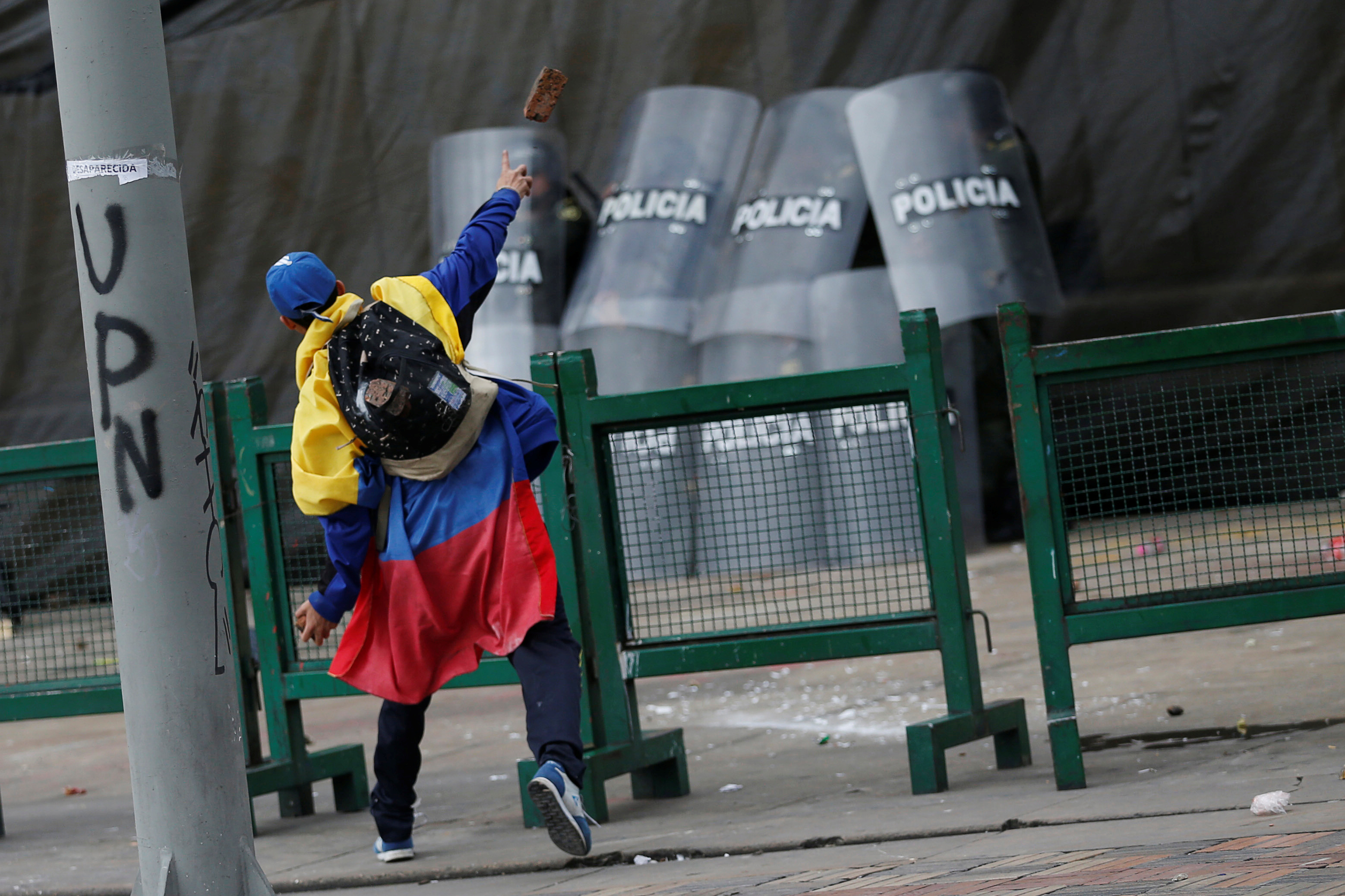 جانب من الاحتجاجات والعنف فى كولومبيا (6)