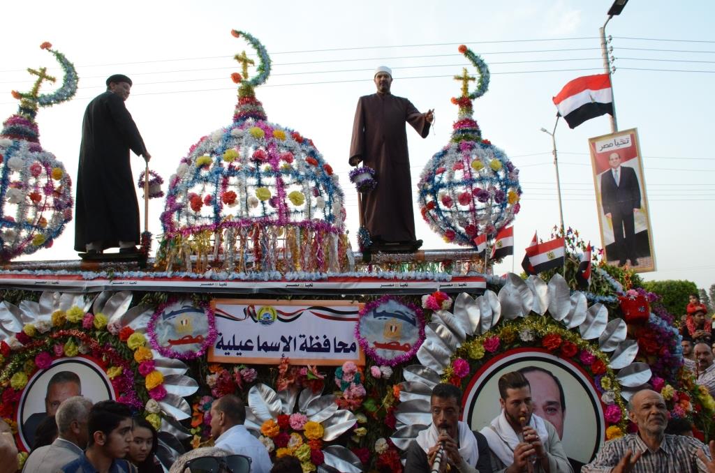 مراسم انطلاق كرنفال عربات الزهور السنوى لاحتفال أعياد الربيع وشم النسيم (5)