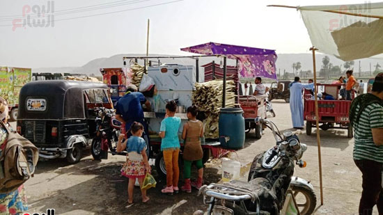 احتفال-اهالى-سوهاج-بشم-النسيم-(4)