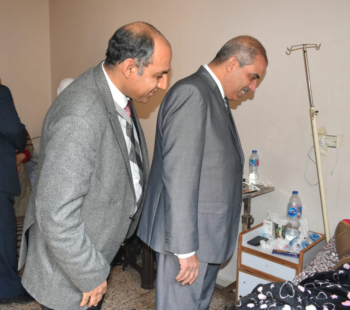 رئيس جامعة الأزهر يتفقد مستشفى باب الشعرية الجامعي (6)