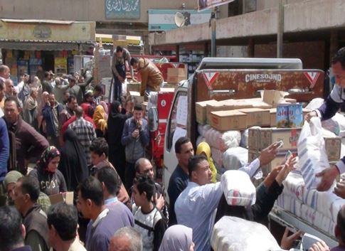 إقبال كبير على مبادرة كلنا واحد