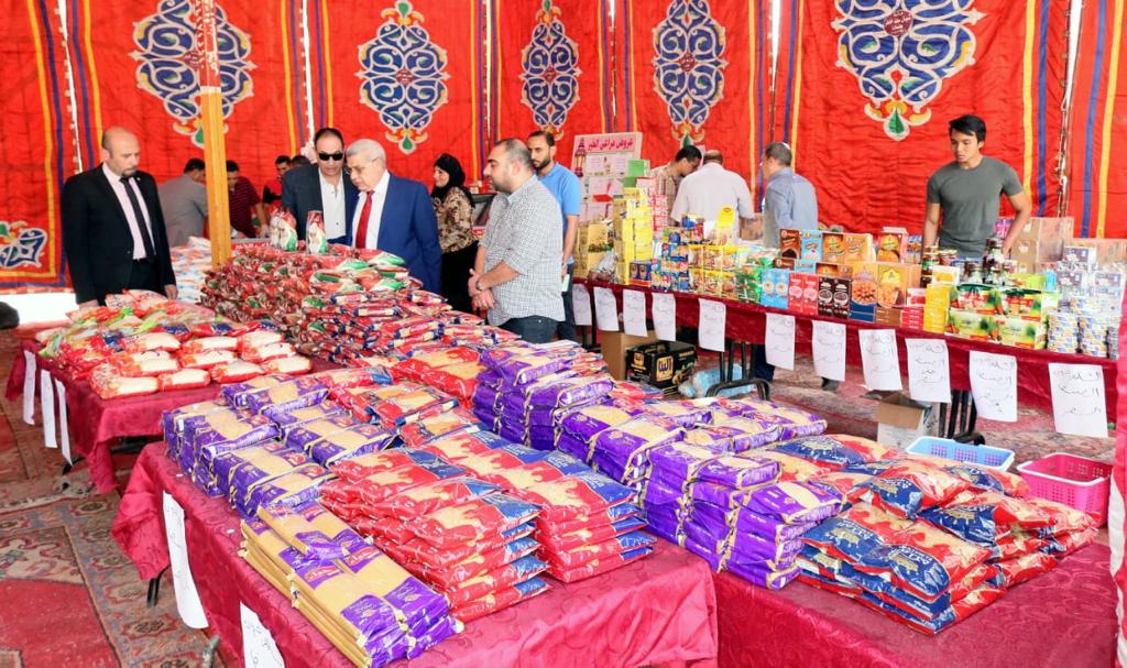 جانب من افتتاح سوبر ماركت اهلا رمضان (2)