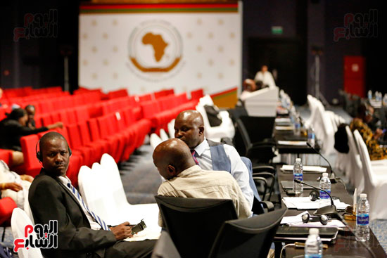 اجتماع اللجنة الافريقية للحقوق الانسان  (12)
