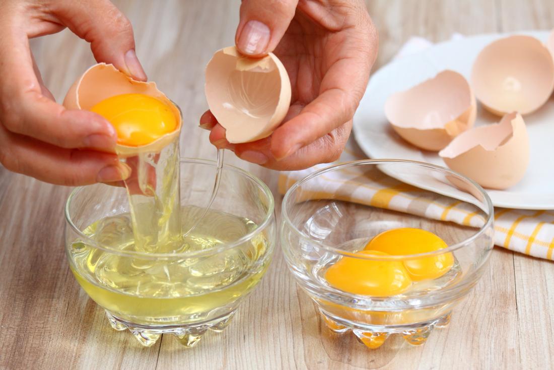 egg-yolk-nutrition-separating-yolks-from-whites