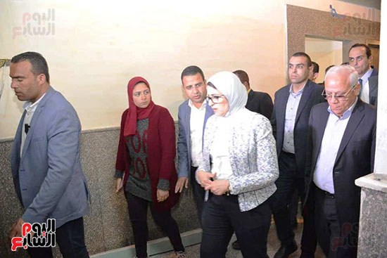 زيارة-وزيرة-الصحة-لبورسعيد-(8)