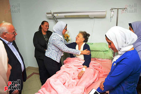 زيارة-وزيرة-الصحة-لبورسعيد-(9)