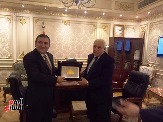 رئيس دينية البرلمان يستقبل سفير أذربيجان لبحث سبل تطوير العلاقات (6)