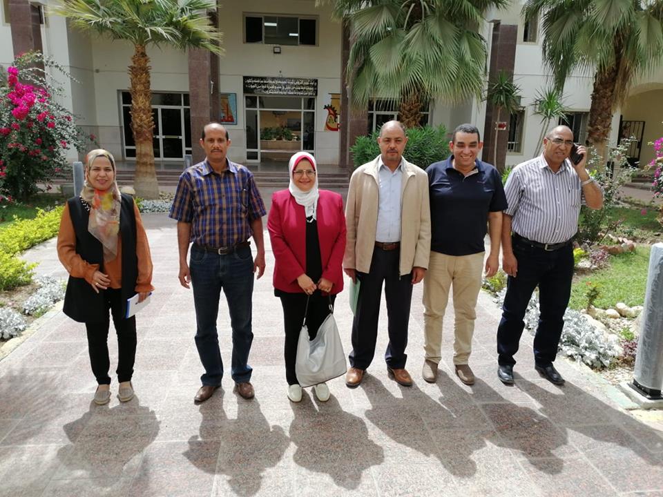 لجنة من وزارة الشباب والرياضة تزور الأقصر لمعاينة النادي الإجتماعي بمدينة طيبة الجديدة (4)