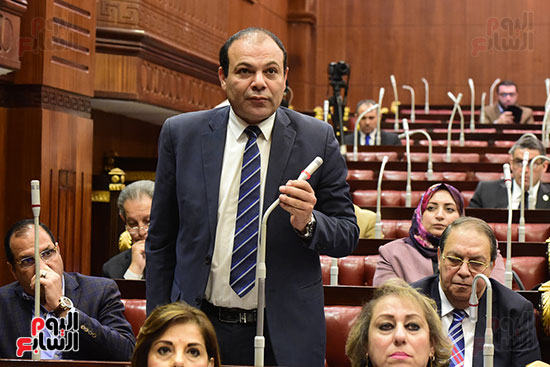 اجتماع لجنة الشئون الدستورية والتشريعية برئاسة الدكتور على عبد العال رئيس مجلس النواب (15)