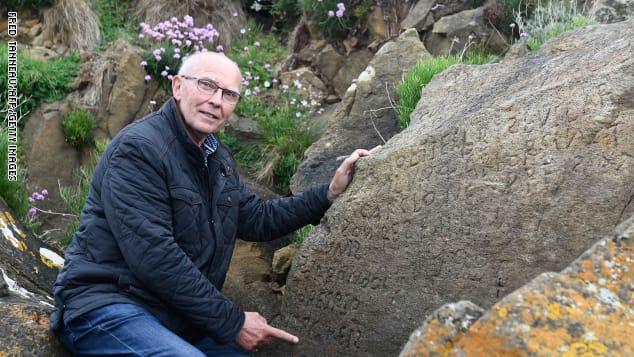 اكتشاف صخرة آثرية فى فرنسا