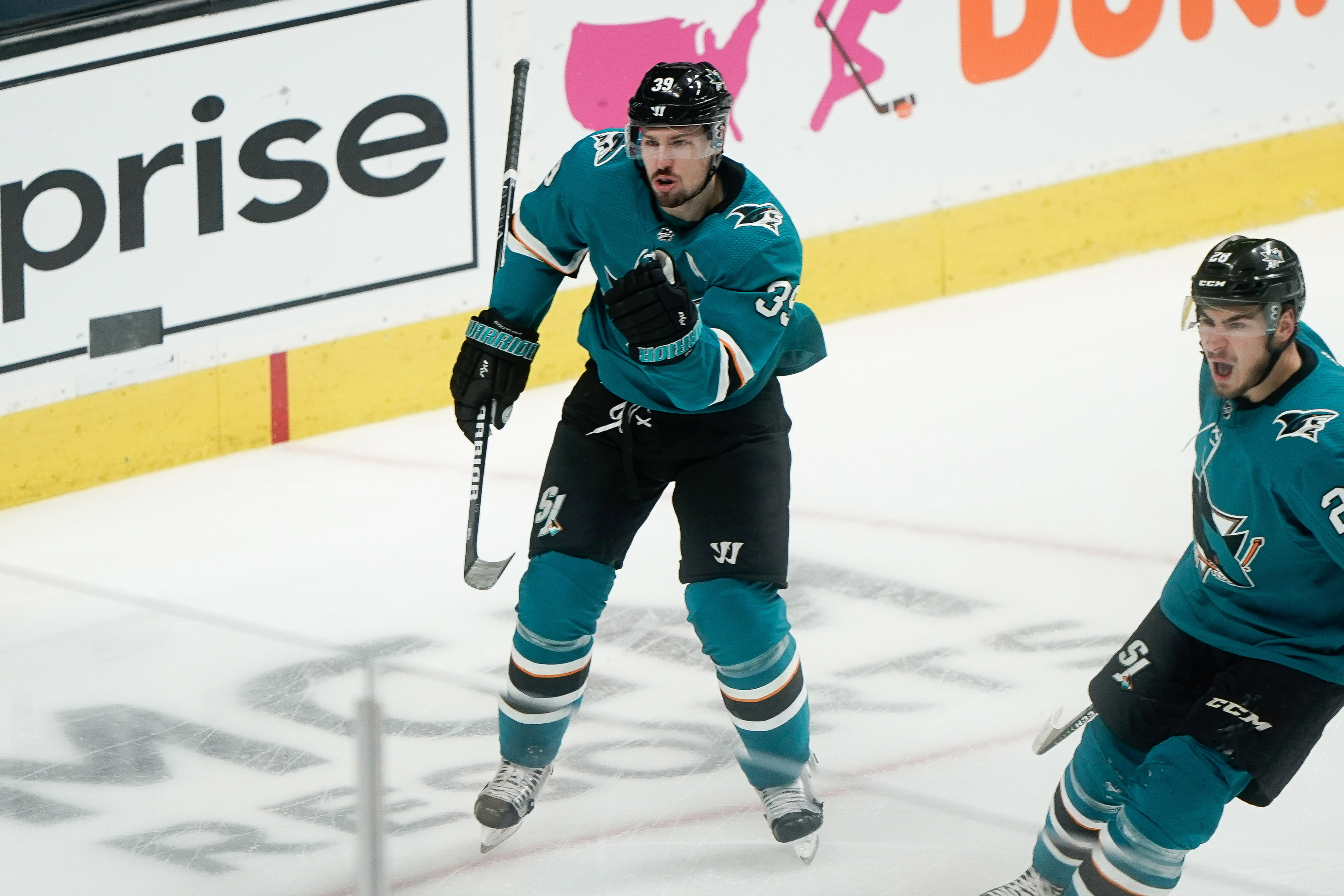 2019-05-12T012318Z_1924927638_NOCID_RTRMADP_3_NHL-STANLEY-CUP-PLAYOFFS-ST-LOUIS-BLUES-AT-SAN-JOSE-SHARKS