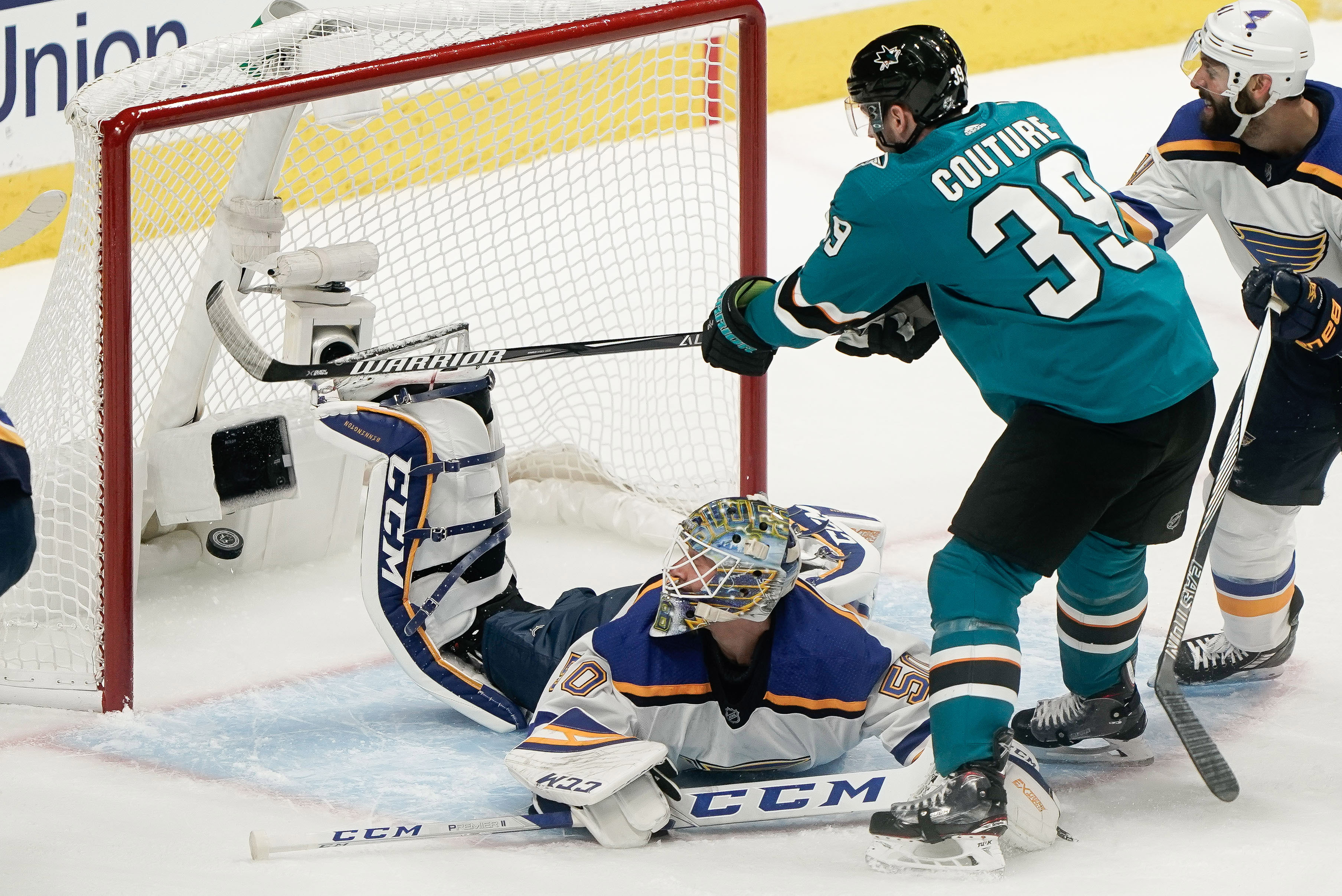2019-05-12T013621Z_1675193836_NOCID_RTRMADP_3_NHL-STANLEY-CUP-PLAYOFFS-ST-LOUIS-BLUES-AT-SAN-JOSE-SHARKS
