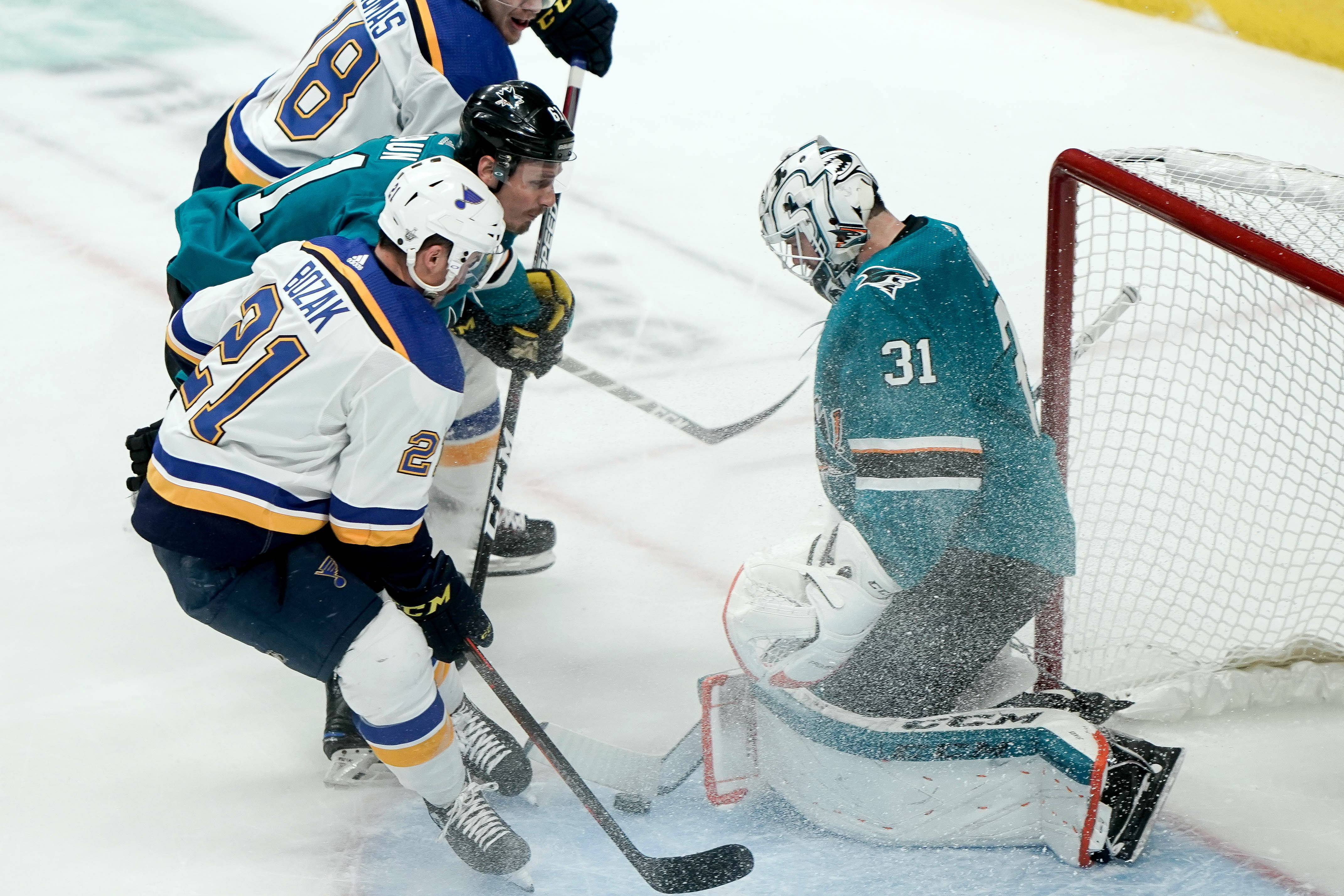 2019-05-12T013612Z_497308933_NOCID_RTRMADP_3_NHL-STANLEY-CUP-PLAYOFFS-ST-LOUIS-BLUES-AT-SAN-JOSE-SHARKS