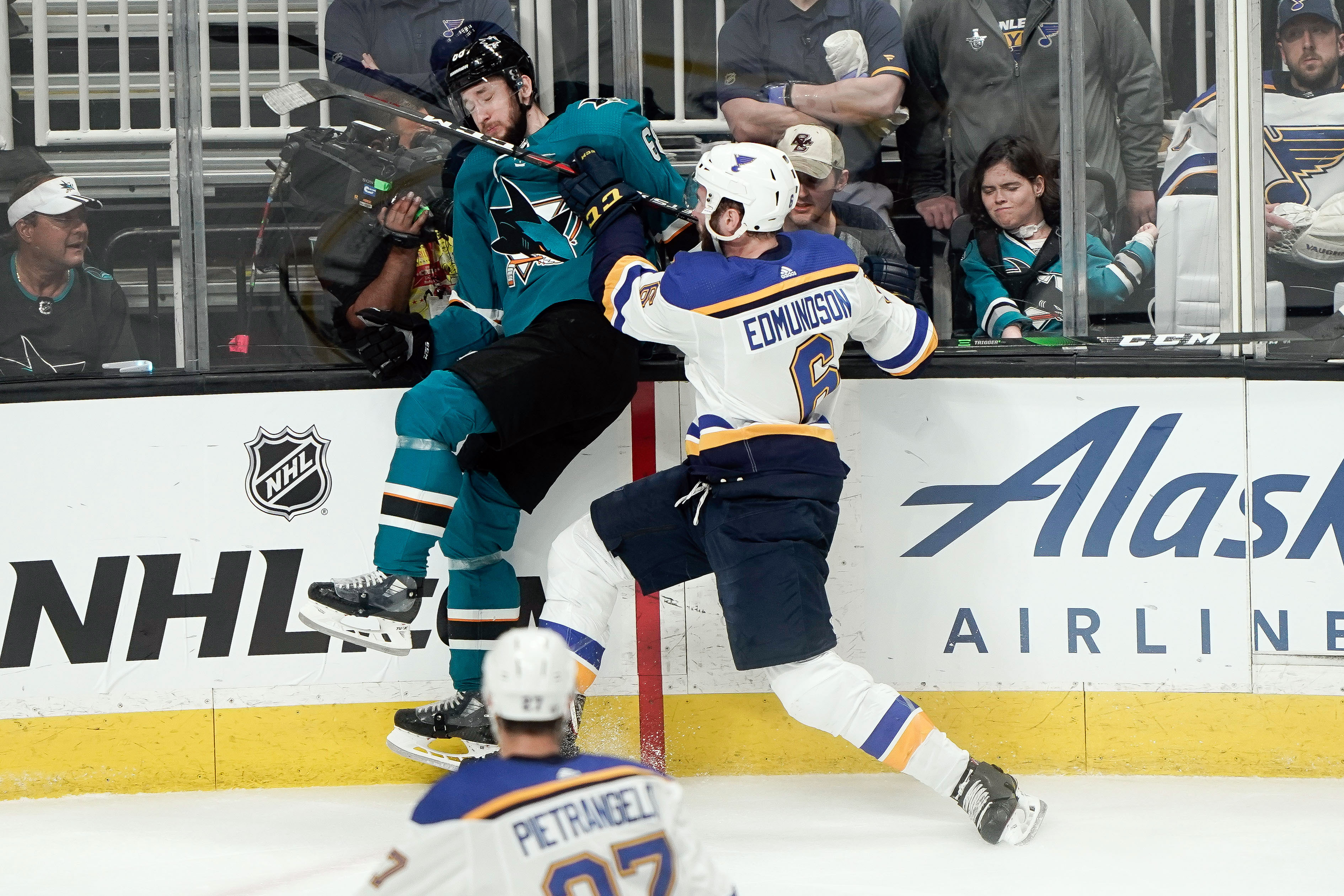 2019-05-12T012326Z_458012475_NOCID_RTRMADP_3_NHL-STANLEY-CUP-PLAYOFFS-ST-LOUIS-BLUES-AT-SAN-JOSE-SHARKS