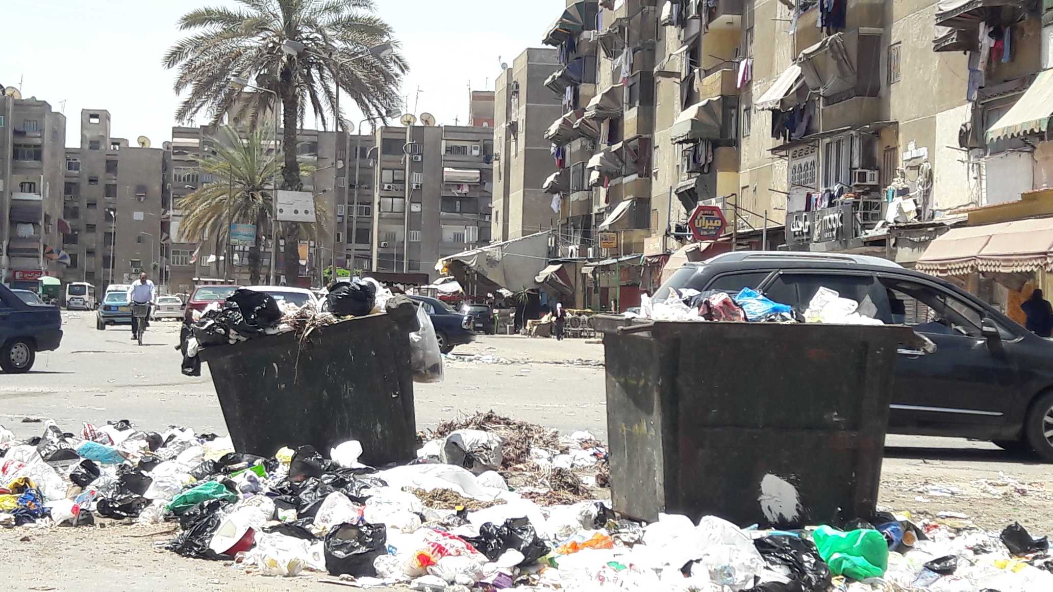 القمامة تفترش شوارع الزهور ببورسعيد والأهالى يستغيثون (2)
